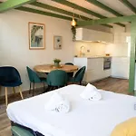 Charming Town House In The Heart Of Suquet Cannes