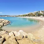 Charming Town House In The Heart Of Suquet Cannes