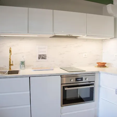 Casa de Férias Charming Town House In The Heart Of Suquet *