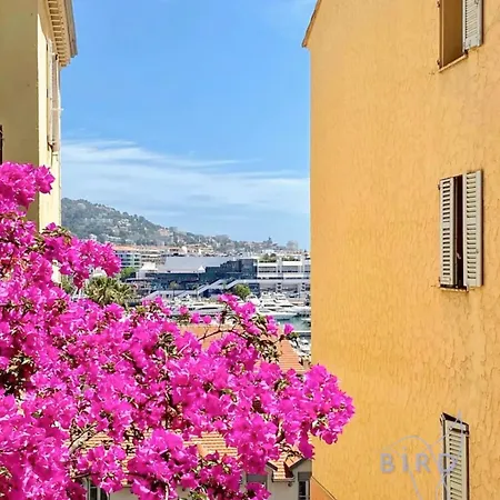 Сasa de vacaciones Charming Town House In The Heart Of Suquet