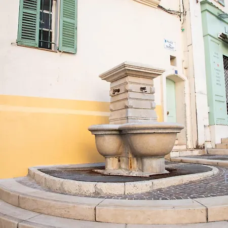 Сasa de vacaciones Charming Town House In The Heart Of Suquet Cannes