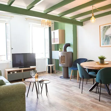 Charming Town House In The Heart Of Suquet Cannes