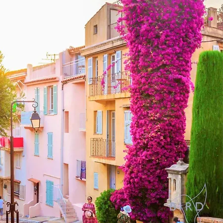 Ferienhaus Charming Town House In The Heart Of Suquet *