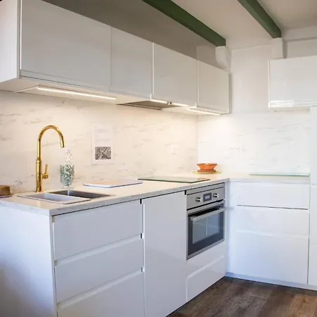 Charming Town House In The Heart Of Suquet Ferienhaus Cannes